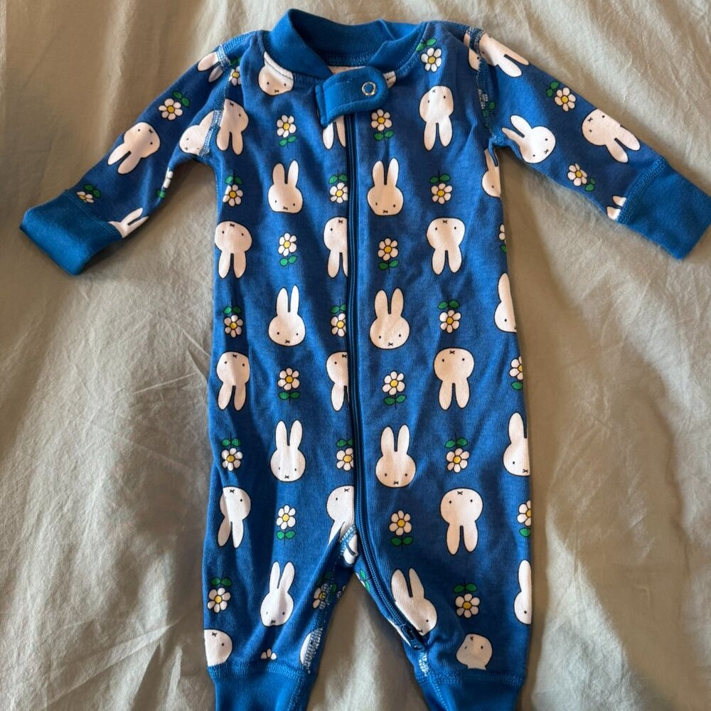 Hanna Andersson Baby Miffy 2-Way Zip Sleeper (0-3 M)